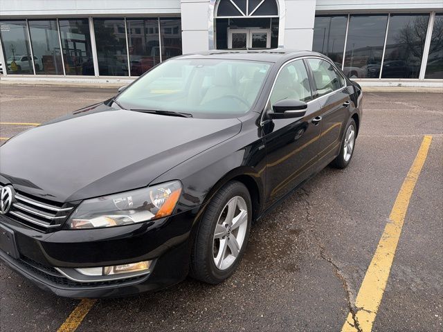 2015 Volkswagen Passat 1.8T Limited