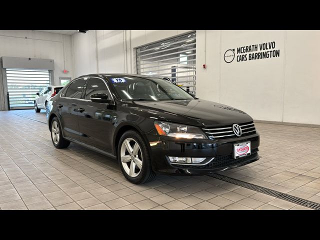 2015 Volkswagen Passat 1.8T Limited