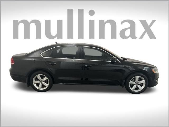 2015 Volkswagen Passat 1.8T Limited