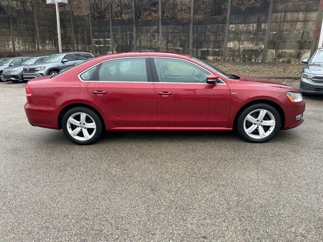 2015 Volkswagen Passat 1.8T Limited