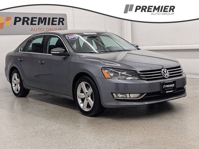 2015 Volkswagen Passat 1.8T Limited