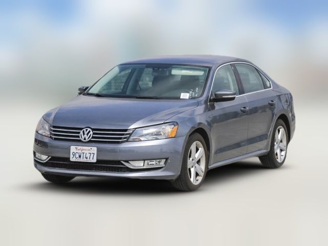 2015 Volkswagen Passat 1.8T Limited