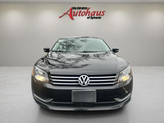 2015 Volkswagen Passat 1.8T Limited