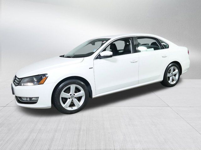 2015 Volkswagen Passat 1.8T Limited