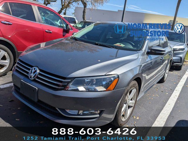 2015 Volkswagen Passat 1.8T Limited