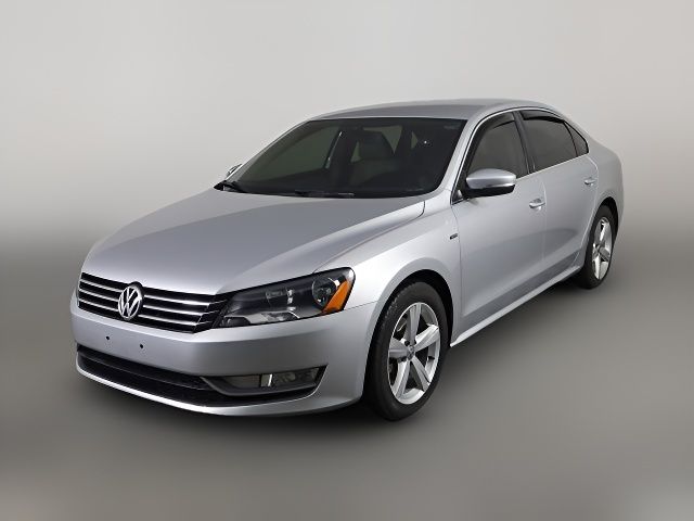 2015 Volkswagen Passat 1.8T Limited