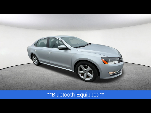 2015 Volkswagen Passat 1.8T Limited