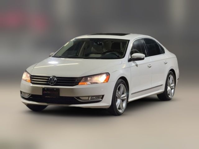 2015 Volkswagen Passat 1.8T Limited