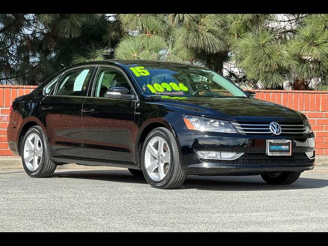 2015 Volkswagen Passat 1.8T Limited