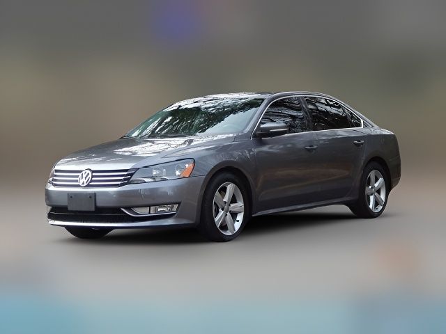 2015 Volkswagen Passat 1.8T Limited