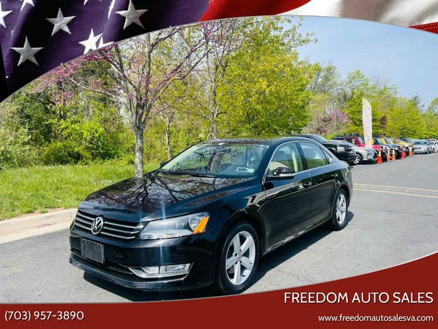 2015 Volkswagen Passat 1.8T Limited