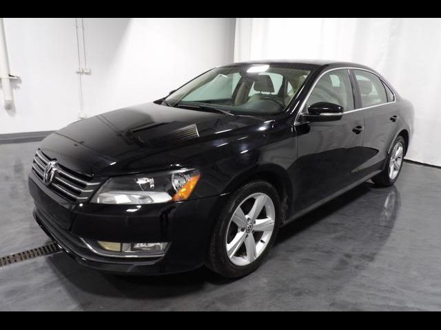 2015 Volkswagen Passat 1.8T Limited