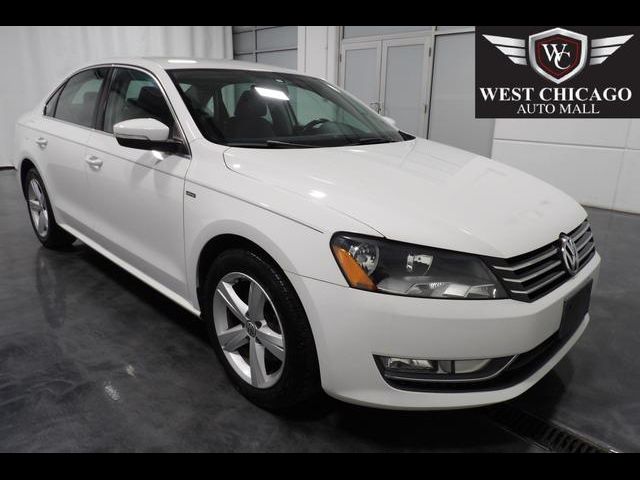 2015 Volkswagen Passat 1.8T Limited