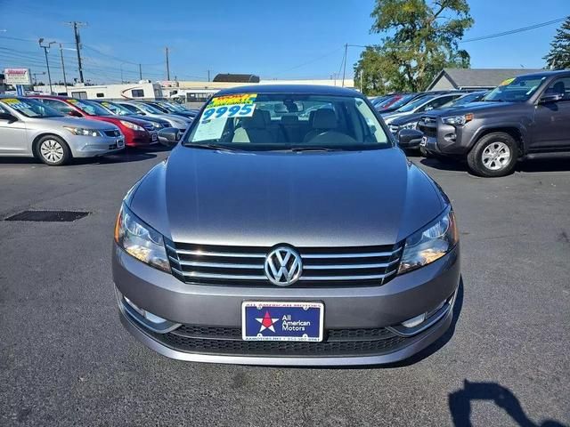 2015 Volkswagen Passat 1.8T Limited