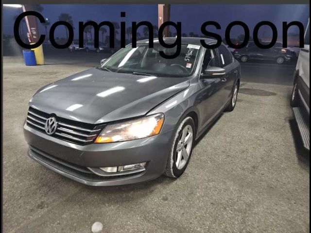 2015 Volkswagen Passat 1.8T Limited