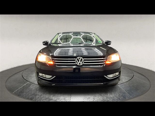 2015 Volkswagen Passat 1.8T Limited