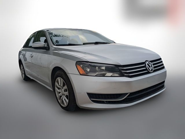 2015 Volkswagen Passat 1.8T S