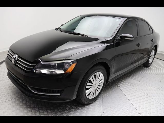 2015 Volkswagen Passat 1.8T S