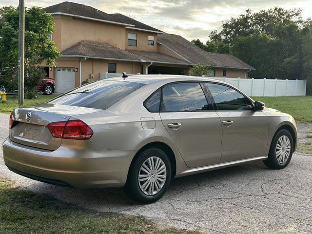 2015 Volkswagen Passat 1.8T S