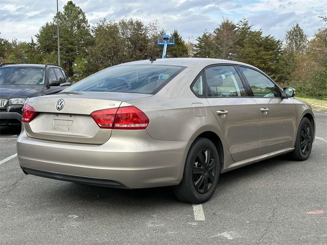 2015 Volkswagen Passat 1.8T S