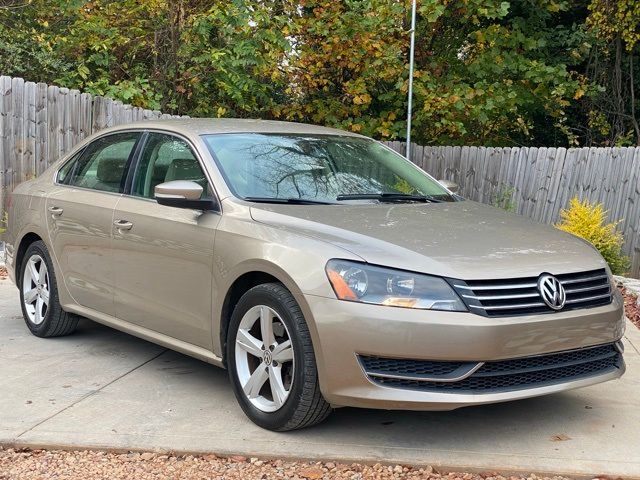 2015 Volkswagen Passat 1.8T SE