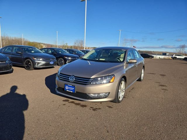 2015 Volkswagen Passat 1.8T SE Navigation