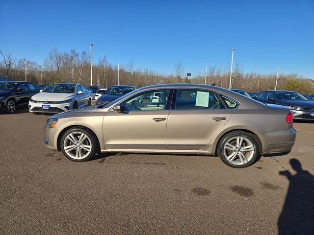 2015 Volkswagen Passat 1.8T SE Navigation