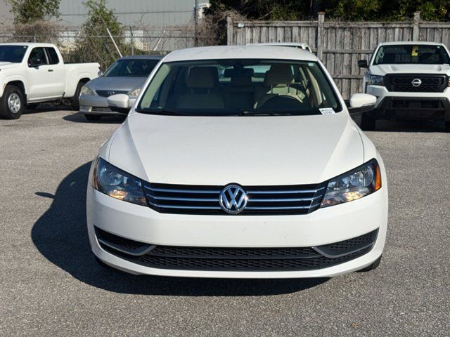 2015 Volkswagen Passat 1.8T SE