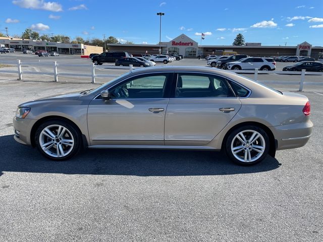 2015 Volkswagen Passat 1.8T SE Navigation