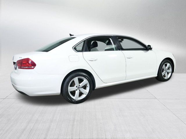 2015 Volkswagen Passat 1.8T SE