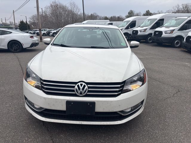 2015 Volkswagen Passat 1.8T SE Navigation