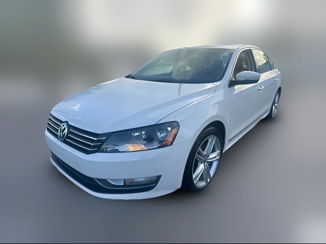 2015 Volkswagen Passat 1.8T SE Navigation