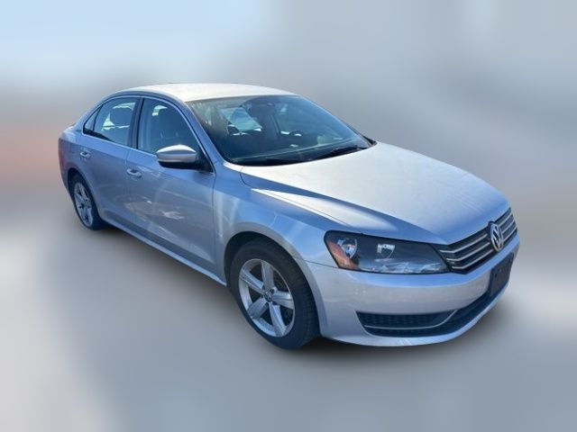 2015 Volkswagen Passat 1.8T SE