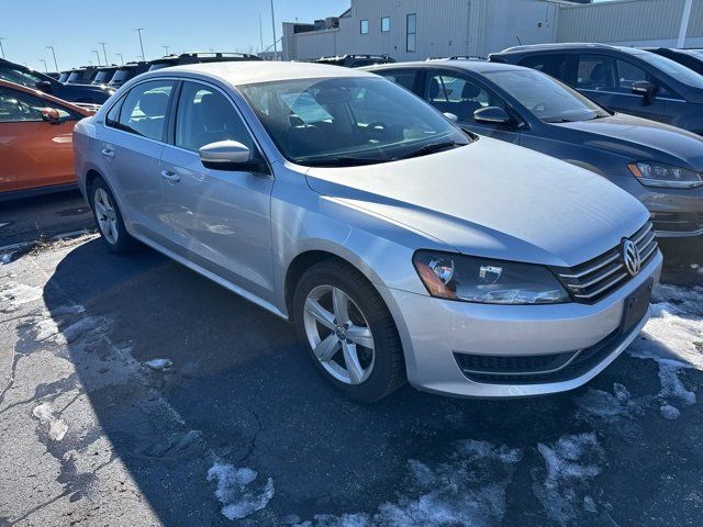 2015 Volkswagen Passat 1.8T SE