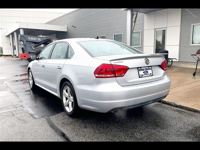 2015 Volkswagen Passat 1.8T SE