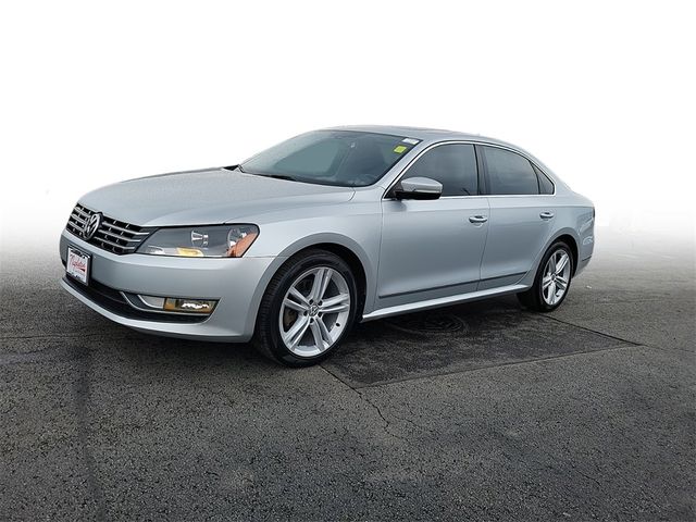 2015 Volkswagen Passat 1.8T SE Navigation