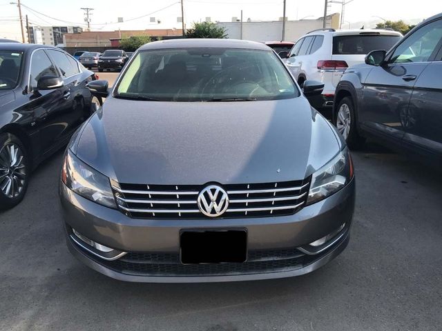 2015 Volkswagen Passat 1.8T SEL Premium