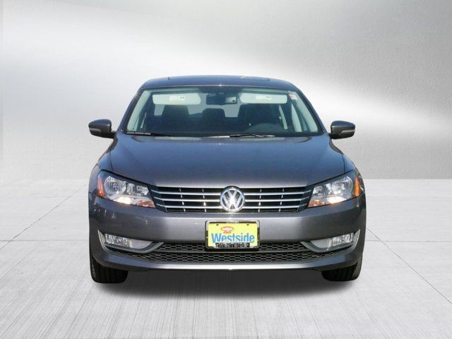 2015 Volkswagen Passat 1.8T SEL Premium