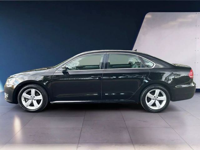 2015 Volkswagen Passat 1.8T SE