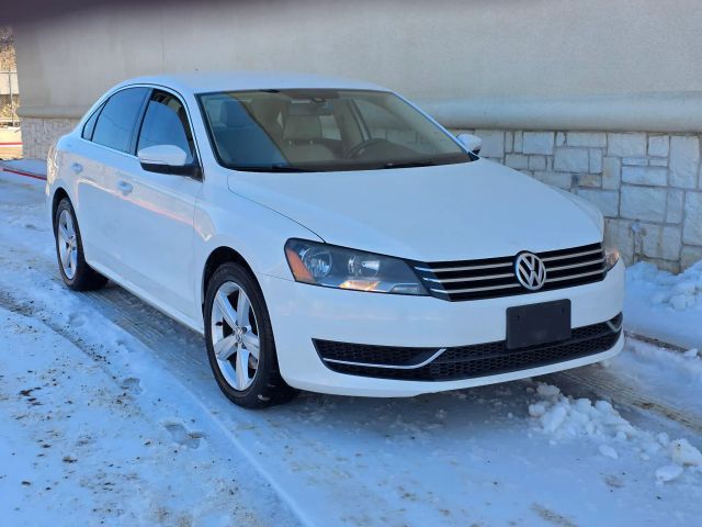 2015 Volkswagen Passat 1.8T SE