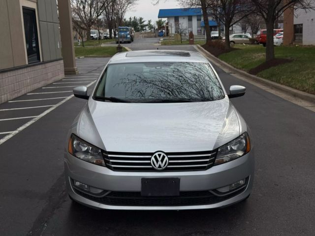 2015 Volkswagen Passat 1.8T SE Navigation