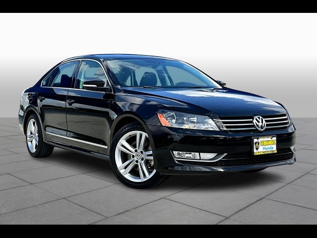 2015 Volkswagen Passat 1.8T SE Navigation