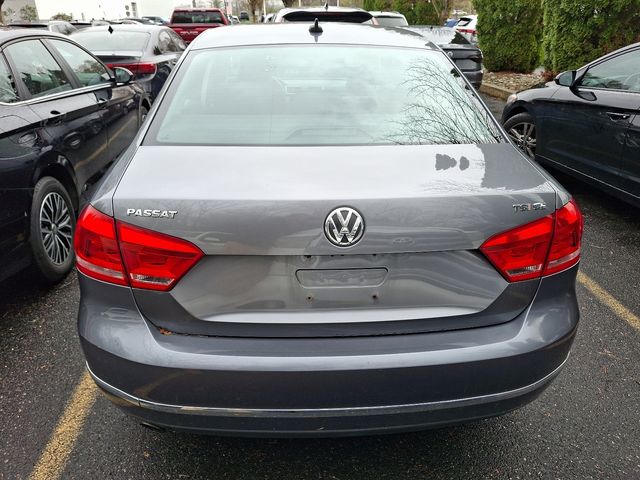 2015 Volkswagen Passat 1.8T SE Navigation