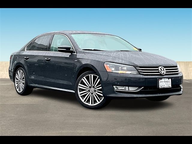 2015 Volkswagen Passat 1.8T Sport