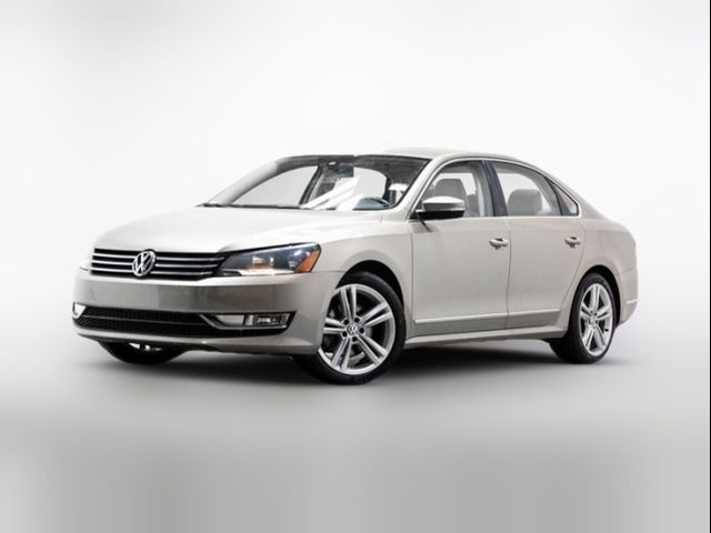 2015 Volkswagen Passat 1.8T SE Navigation