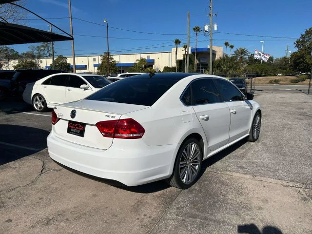 2015 Volkswagen Passat 1.8T Sport