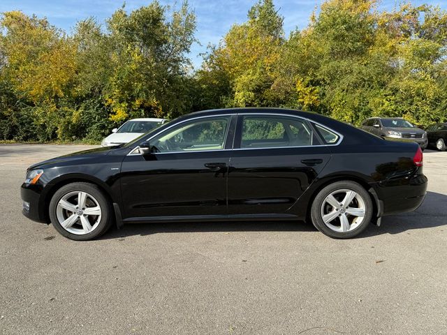 2015 Volkswagen Passat 1.8T Limited