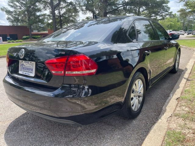 2015 Volkswagen Passat 1.8T Wolfsburg Edition