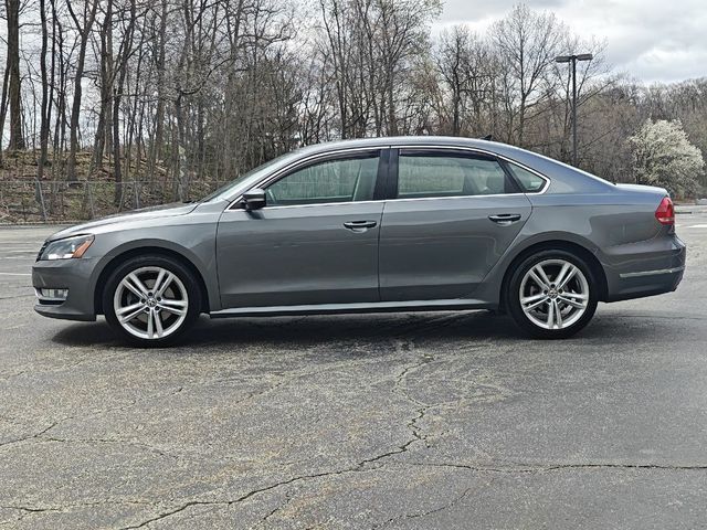 2015 Volkswagen Passat 2.0L TDI SE Navigation