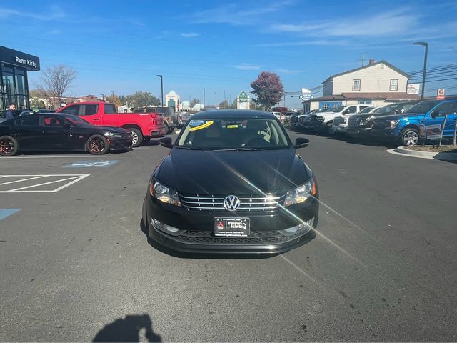 2015 Volkswagen Passat 3.6L V6 SEL Premium